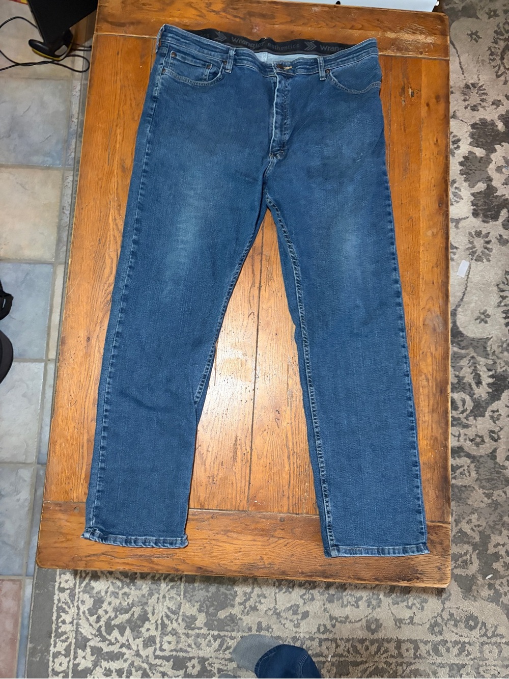 Wrangler Men’s Straight Fit Dark Blue Jeans